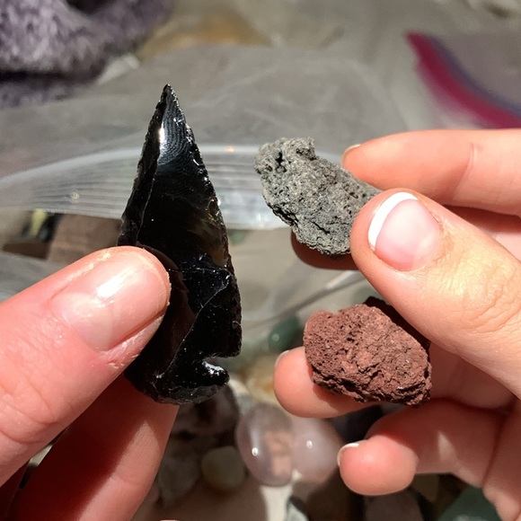 A whole bag of about 60 rocks. - Picture 10 of 15